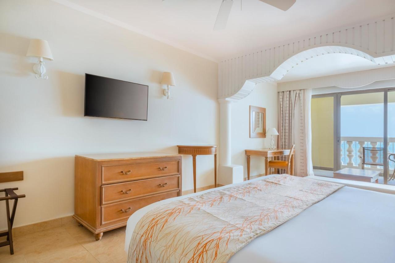 Iberostar Waves Rose Hall Beach Montego Bay Eksteriør bilde